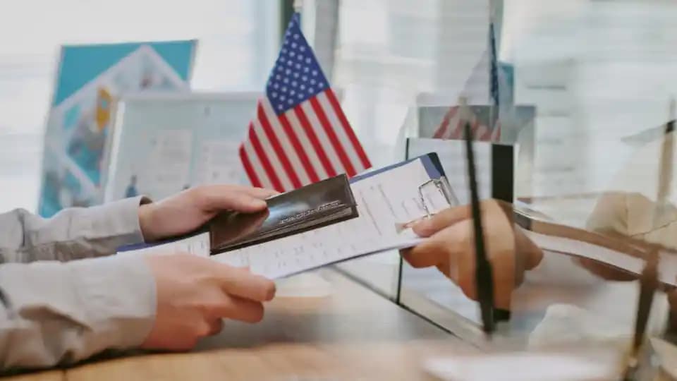 US Visa Bulletin December 2025: Small Changes for Indians, Big Jump for EB-5 Investors
